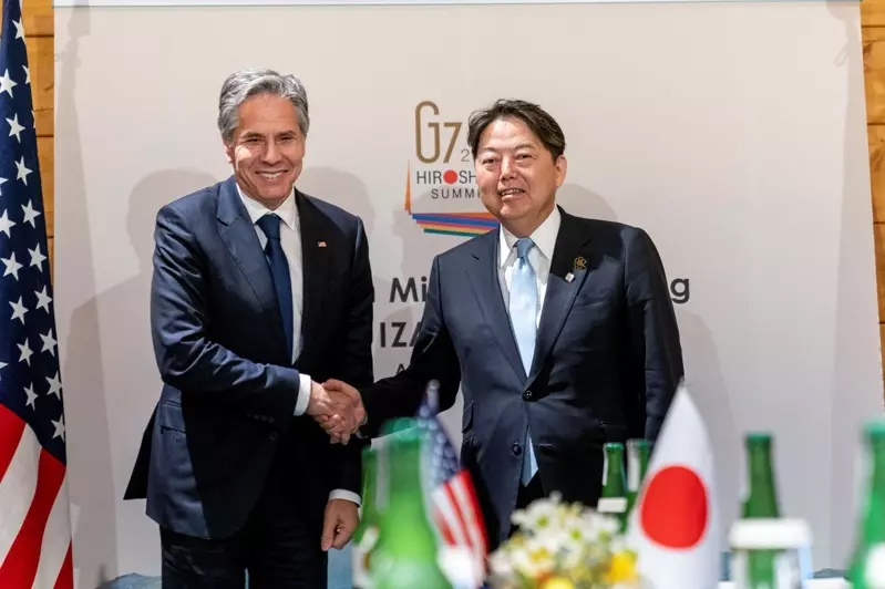 G7.jpg