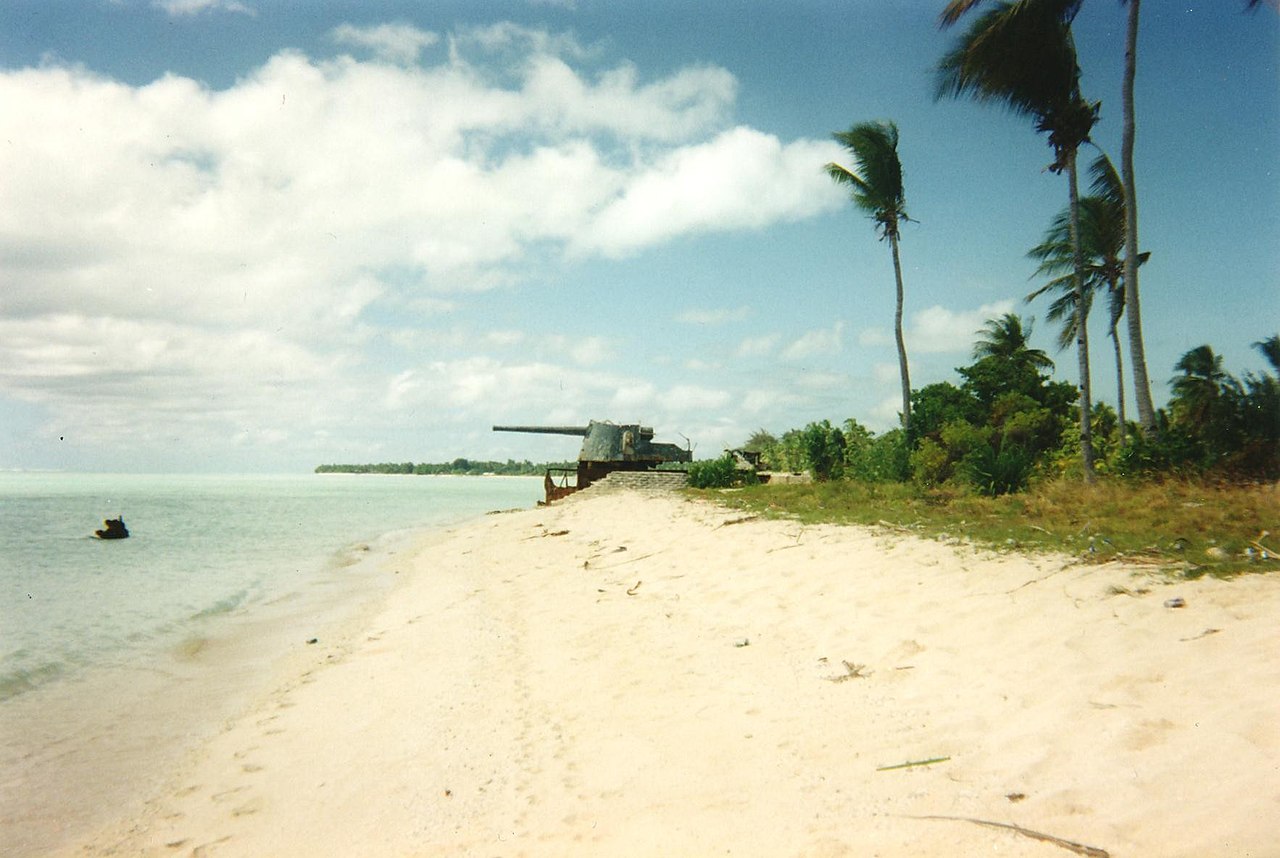 1280px-Battle_Tarawa.jpg