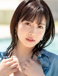 白岩冬萌 TOMO SHIRAIWA