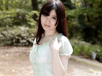 Madoka Araki 新木まどか